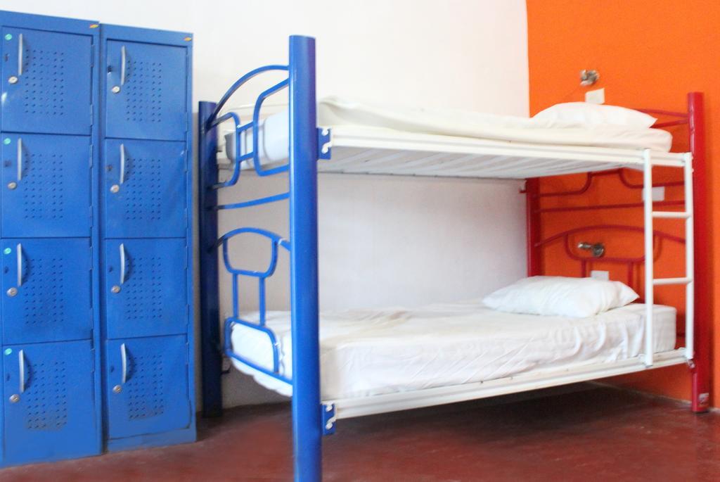Hostal Vive La Vida Плая-дель-Кармен Экстерьер фото