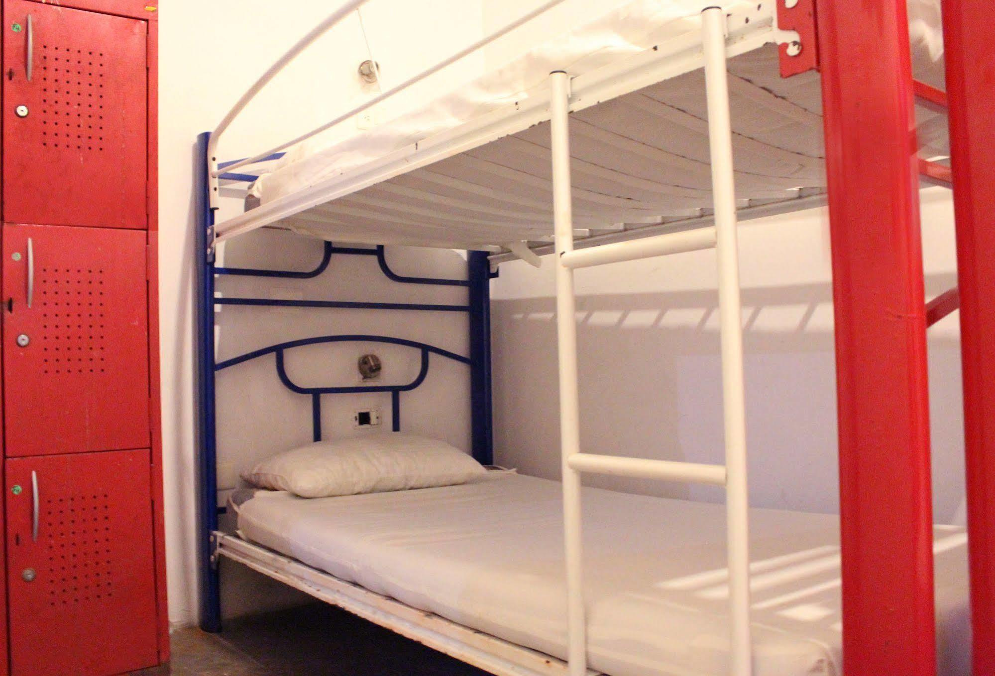Hostal Vive La Vida Плая-дель-Кармен Экстерьер фото